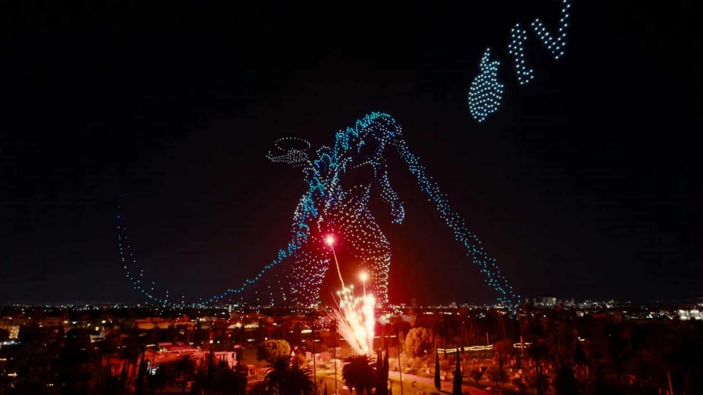 Apple TV Sets Drone Record Over Los Angeles Apple TV Sets Drone Record Over Los Angeles | ADrones | 3