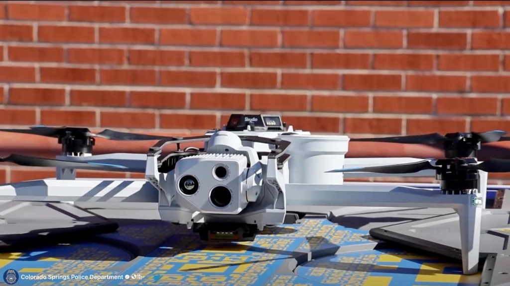 Colorado Springs PD Drone Tracks Juvenile Suspects Through Creek Colorado Springs PD Drone Tracks Juvenile Suspects Through Creek | ADrones | 4