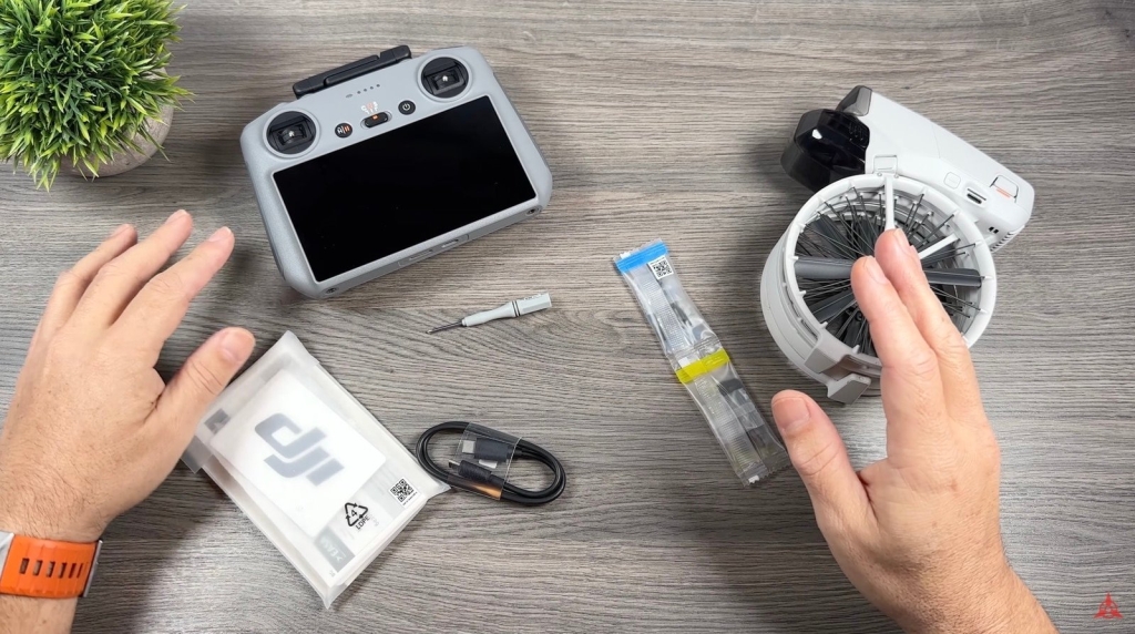 DJI Flip Beginners Guide - Get Ready For Your First Flight DJI Flip Beginners Guide - Get Ready For Your First Flight | ADrones | 3