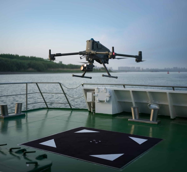 DJI Matrice 400 Redefines Enterprise Drone Performance With Extended Flight And Advanced Sensing DJI Matrice 400 Redefines Enterprise Drone Performance With Extended Flight And Advanced Sensing | ADrones | 4