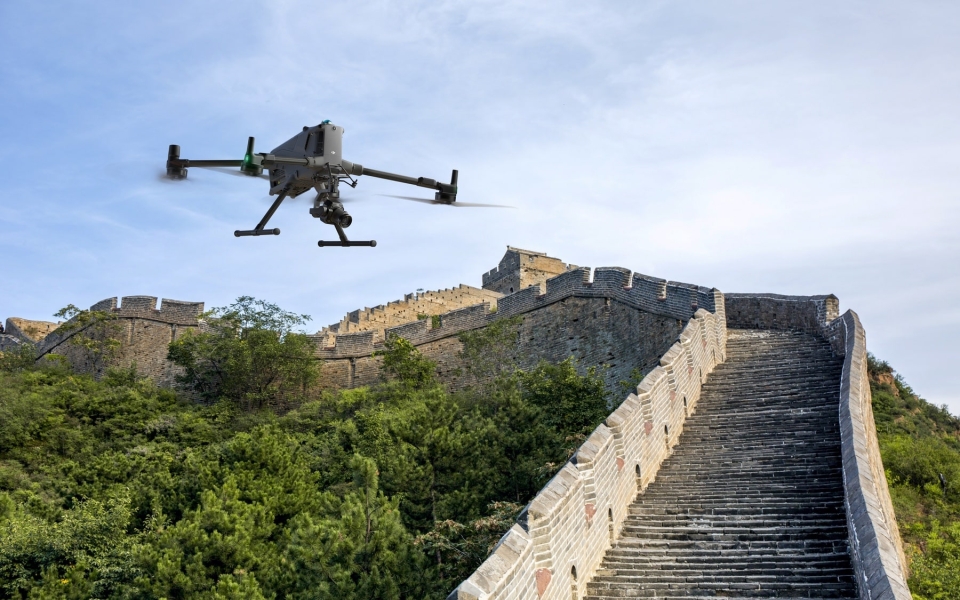 DJI Matrice 400 Redefines Enterprise Drone Performance With Extended Flight And Advanced Sensing DJI Matrice 400 Redefines Enterprise Drone Performance With Extended Flight And Advanced Sensing | ADrones | 35