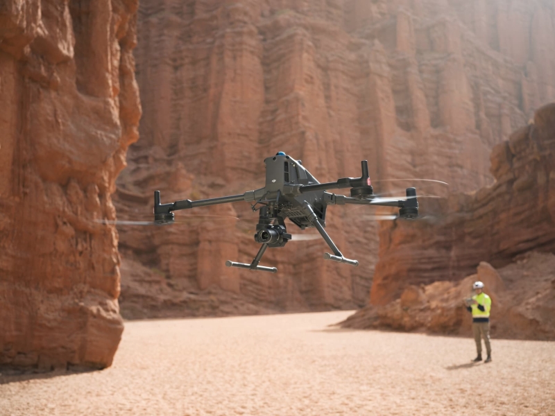 DJI Matrice 400 Redefines Enterprise Drone Performance With Extended Flight And Advanced Sensing DJI Matrice 400 Redefines Enterprise Drone Performance With Extended Flight And Advanced Sensing | ADrones | 21