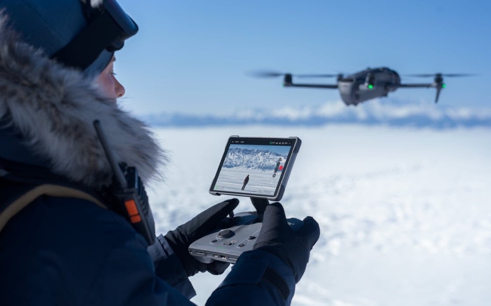 DJI Mavic 4 Pro: Revolutionary Features, Rave Reviews, and U.S. Availability Challenges | Agro Drones | 5