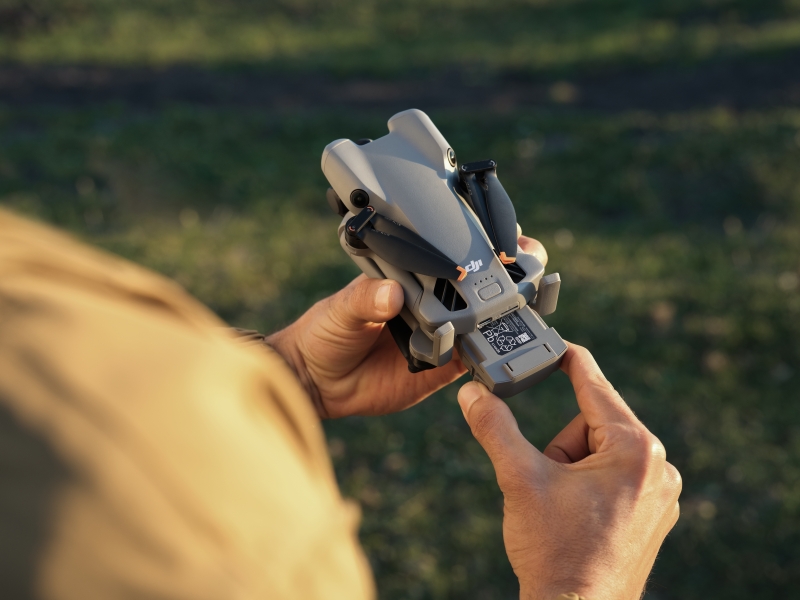DJI Mini 5 Pro: What the Reviewers Say About Features, Improvements – and U.S. Availability | ADrones | 4