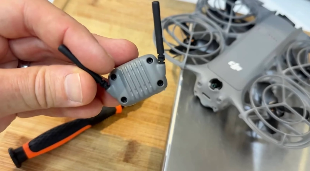 DJI Neo 2 Gauntlet Test: From Tight Trails To Abandoned Resorts At 48 Km/h DJI Neo 2 Gauntlet Test: From Tight Trails To Abandoned Resorts At 48 Km/h | ADrones | 10