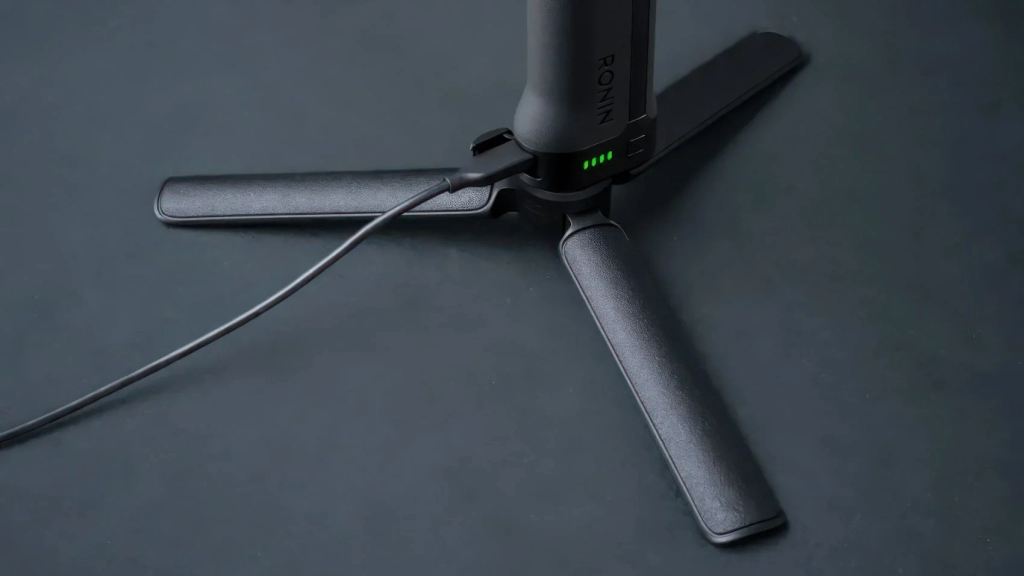 DJI RS 5 Finally Breaks Cover And It Means Business DJI RS 5 Finally Breaks Cover And It Means Business | ADrones | 9