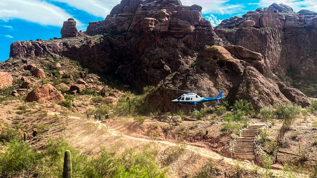 Drone Delivers Phone And Blanket In Phoenix Mountain Rescue Drone Delivers Phone And Blanket In Phoenix Mountain Rescue | ADrones | 3