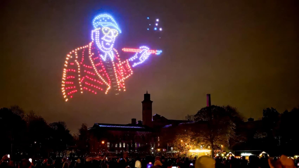 Drone Show Brings David Hockney’s Art To The Sky In Bradford | ADrones | 1