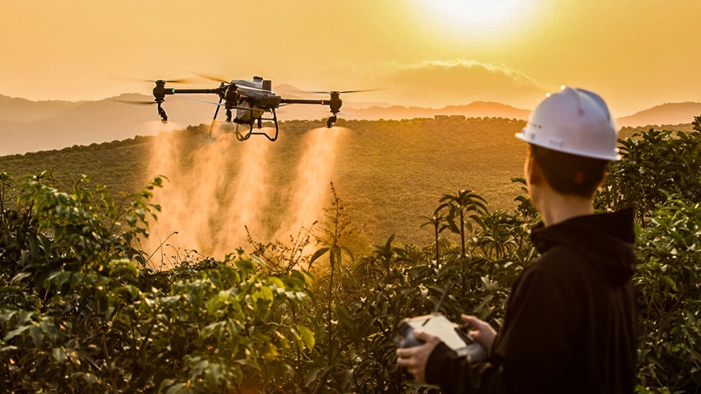 Drones Zap Weeds From The Sky: The Pasture Management Drones Zap Weeds From The Sky: The Pasture Management | ADrones | 4