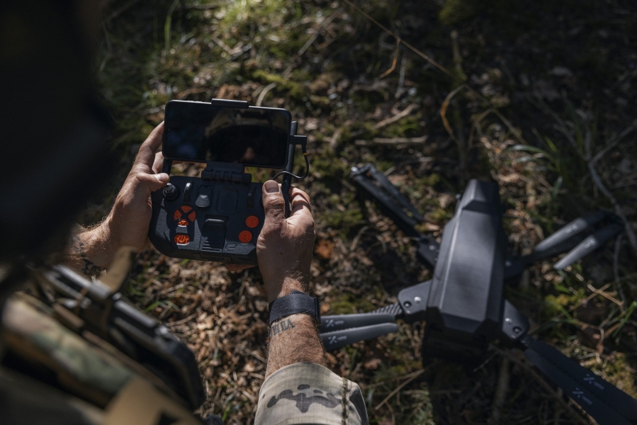 Evolve Dynamics Unveils Foxe and Wolfe: New Miniature Drones for Defense Operations | Agro Drones | 5