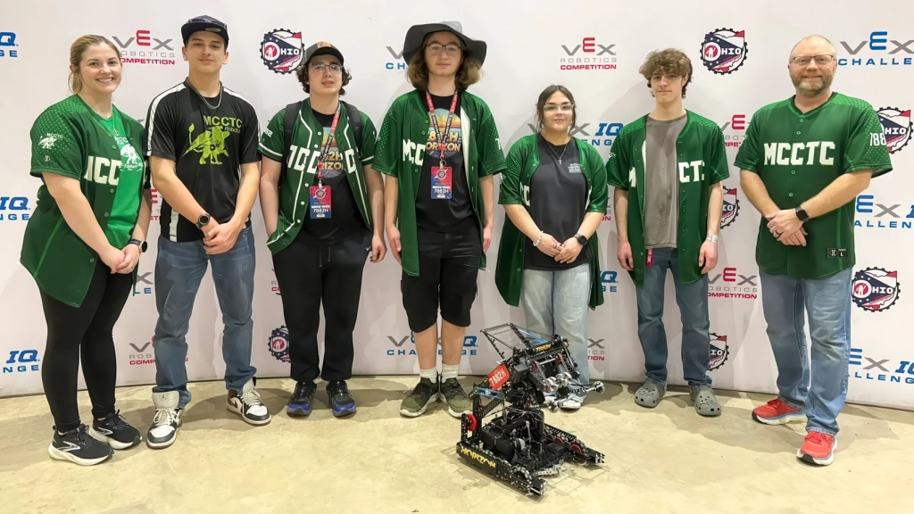 High Schoolers Race Drones And Build Careers In Ohio Competition High Schoolers Race Drones And Build Careers In Ohio Competition | ADrones | 1