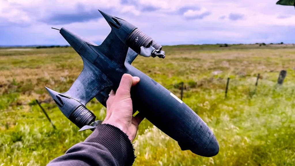 Luke Maximo Bell's Peregreen V4 Goes 408 Mph, New Guinness "Fastest Drone" Record Holder Luke Maximo Bell’s Peregreen V4 Goes 408 Mph, New Guinness "Fastest Drone" Record Holder | ADrones | 5