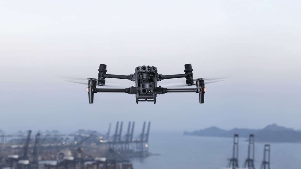 Medford Drone Catches Drive-By Shooter At Walmart Medford Drone Catches Drive-By Shooter At Walmart | ADrones | 5