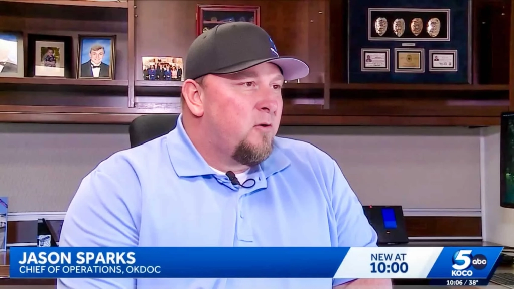 Oklahoma Prisons Step Up Drone Defenses After 6,000 Phones Smuggled In Oklahoma Prisons Step Up Drone Defenses After 6,000 Phones Smuggled In | ADrones | 5