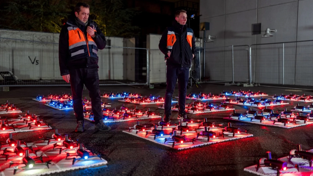 Paris Gets Disney's Most Ambitious Drone Show Yet Paris Gets Disney's Most Ambitious Drone Show Yet | ADrones | 5