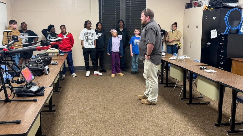 Sheriff Deputy Builds Drone Pilots In Mississippi Sheriff Deputy Builds Drone Pilots In Mississippi | ADrones | 2