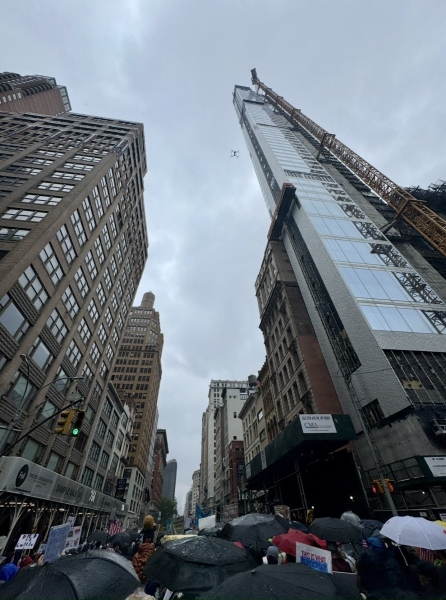 Skydio X10 Parachute System Fails: FAA Pulls Certification After Zero Sales | ADrones | 4