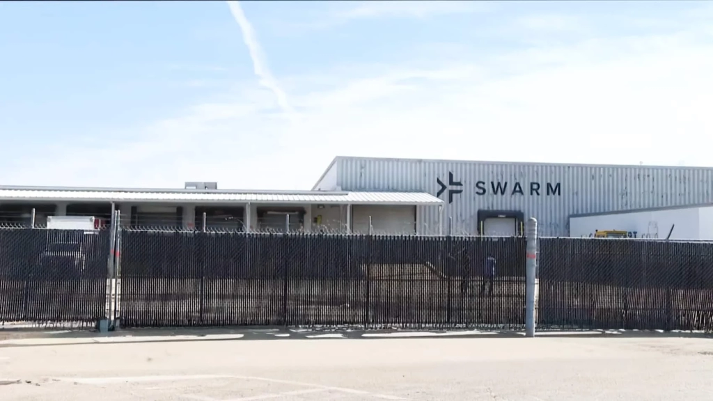 Swarm Aero Opens Arkansas UAV Plant Swarm Aero Opens Arkansas UAV Plant | ADrones | 3