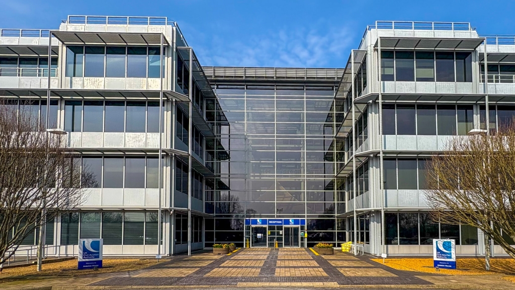 UK Drone Owners Get A New Year's Test Before Takeoff UK Drone Owners Get A New Year’s Test Before Takeoff | ADrones | 1